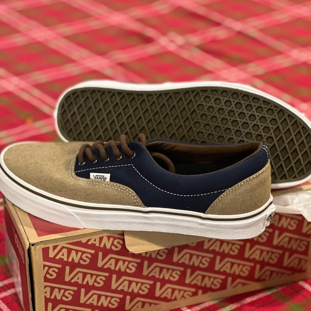 Vans Low Top Gem